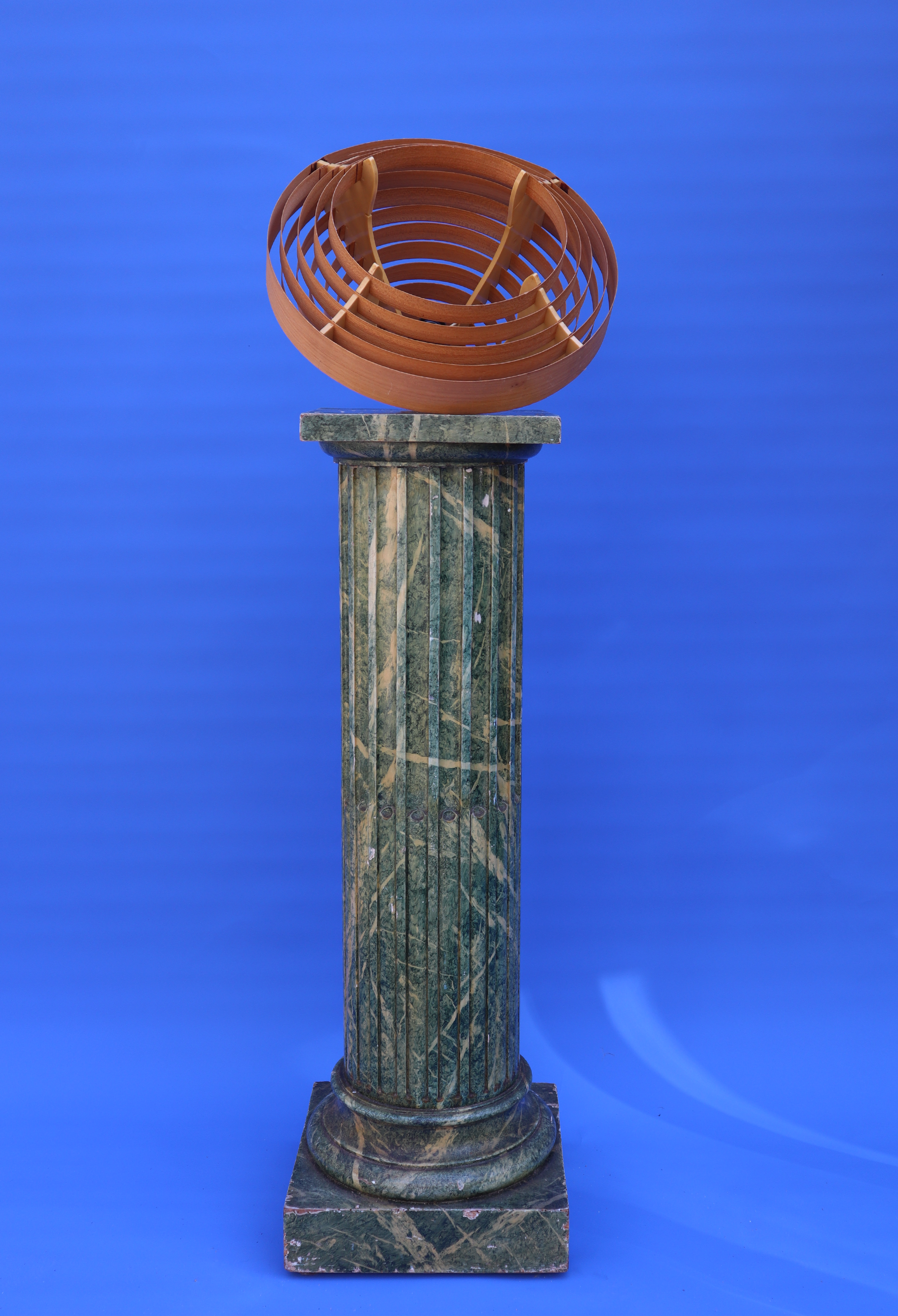 Bent Pinewood Pendant