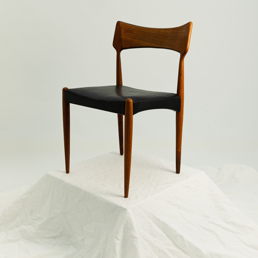 Model 142 Dining Chair | Bernhard Pedersen & Søn