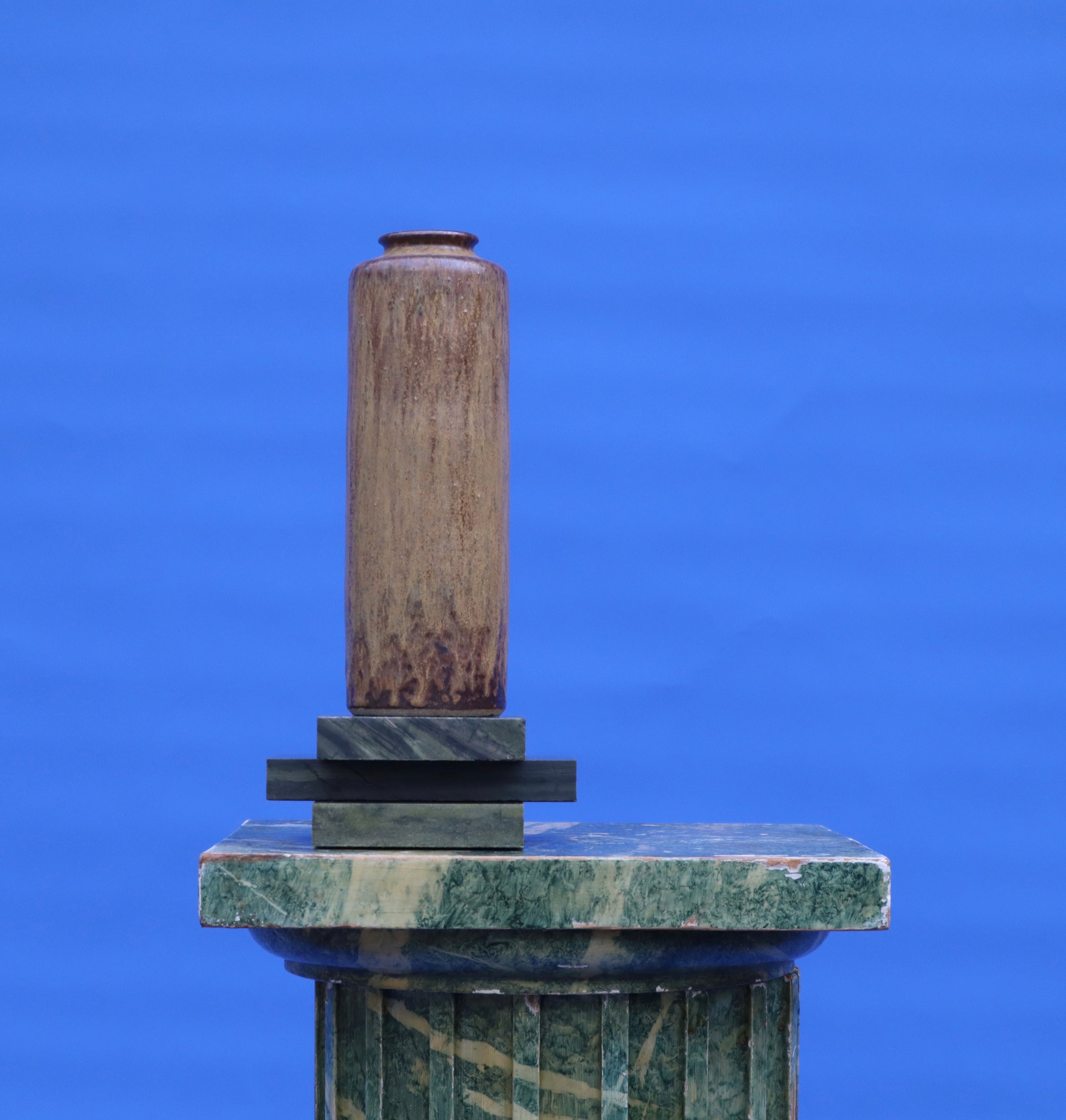 Cream & Brown Svelte Vase