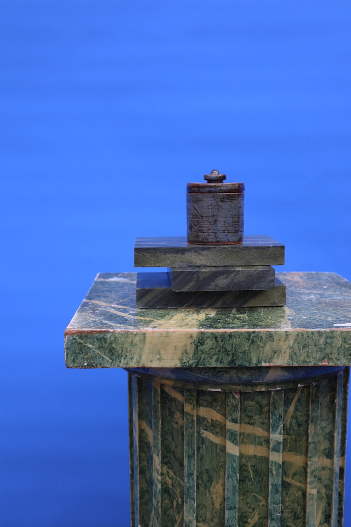 Violet Glaze Pot With Lid