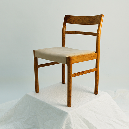 Model 552 Dining Chair