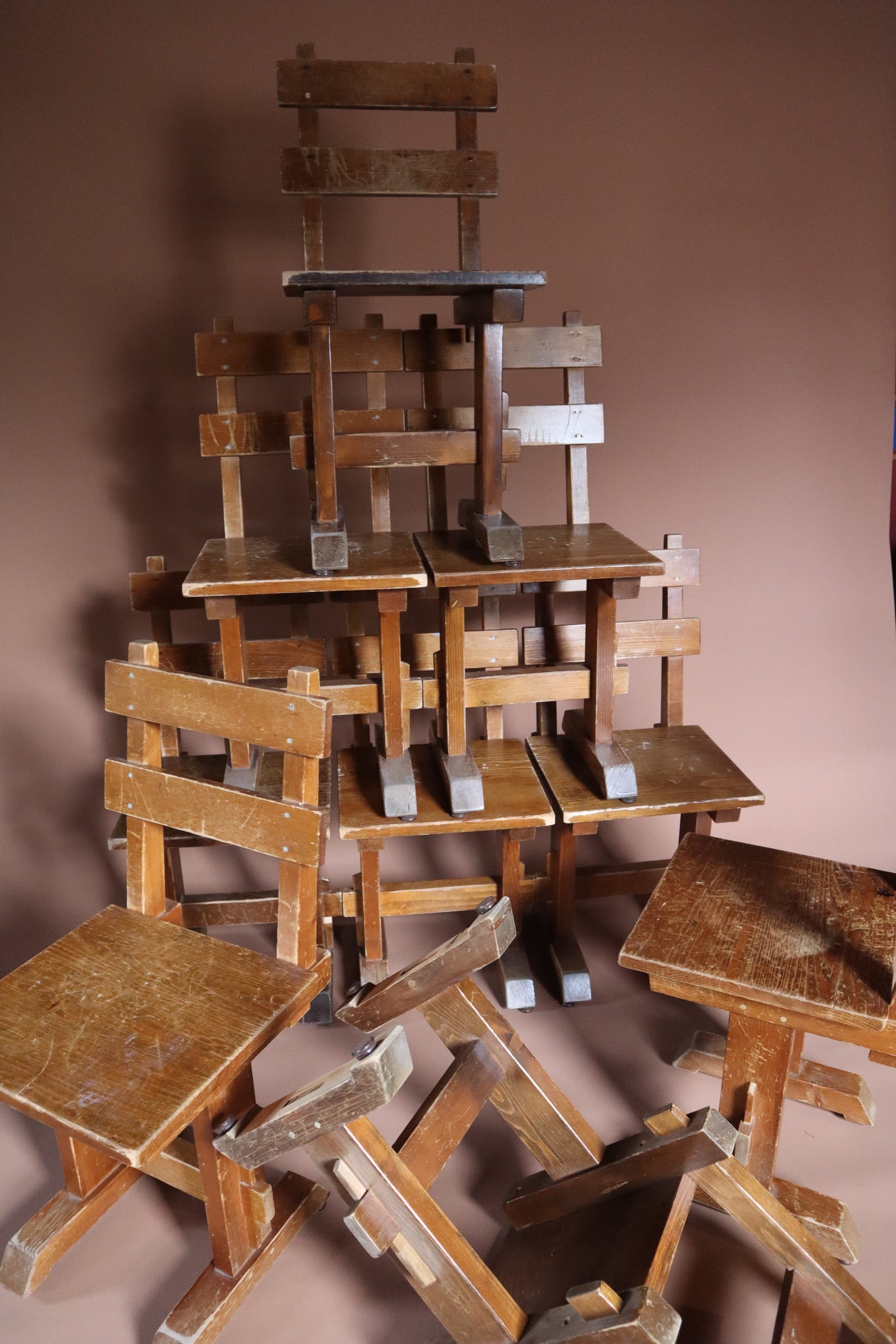 Les Écoles Chair [10]