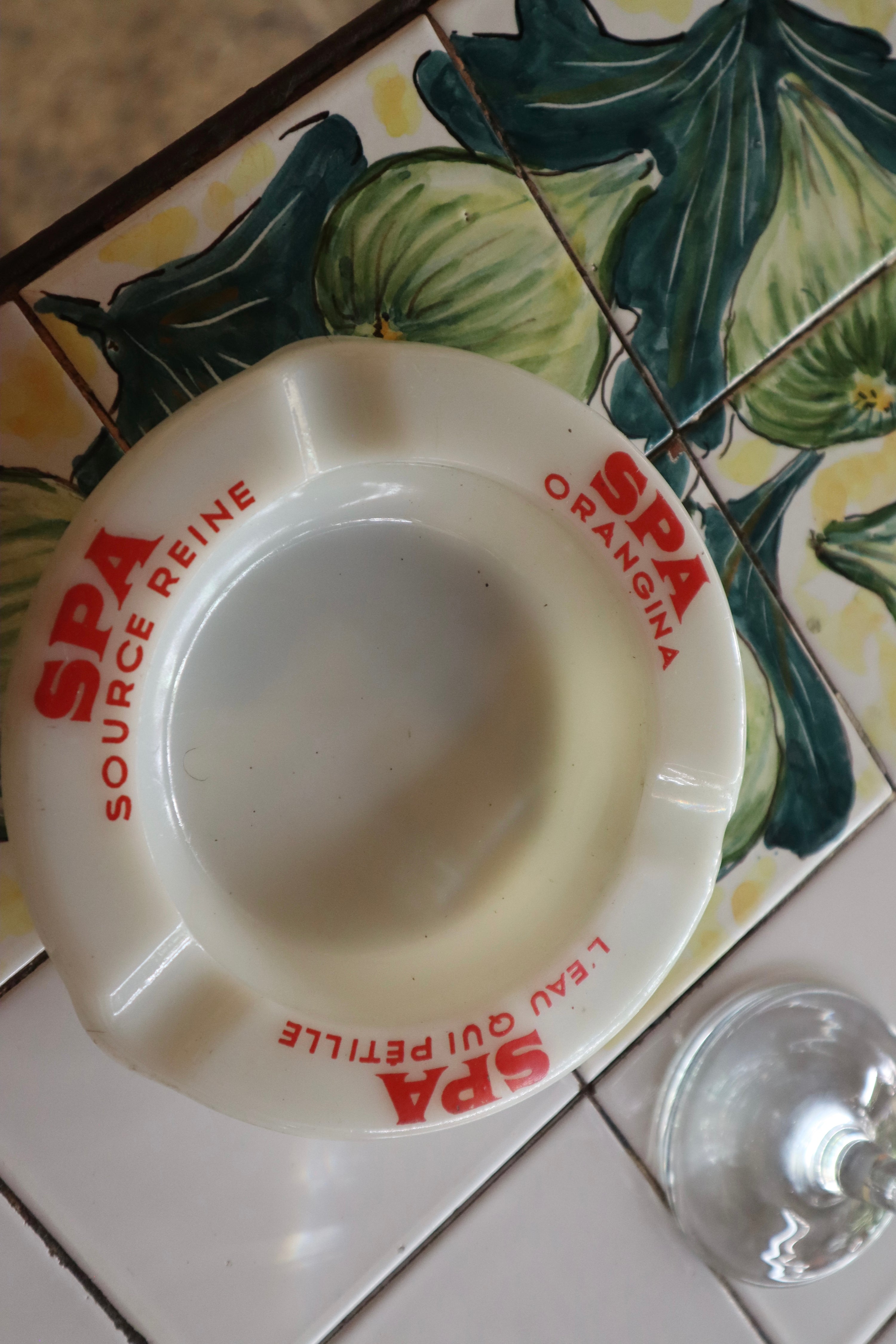 Spa Orangina | Ashtray