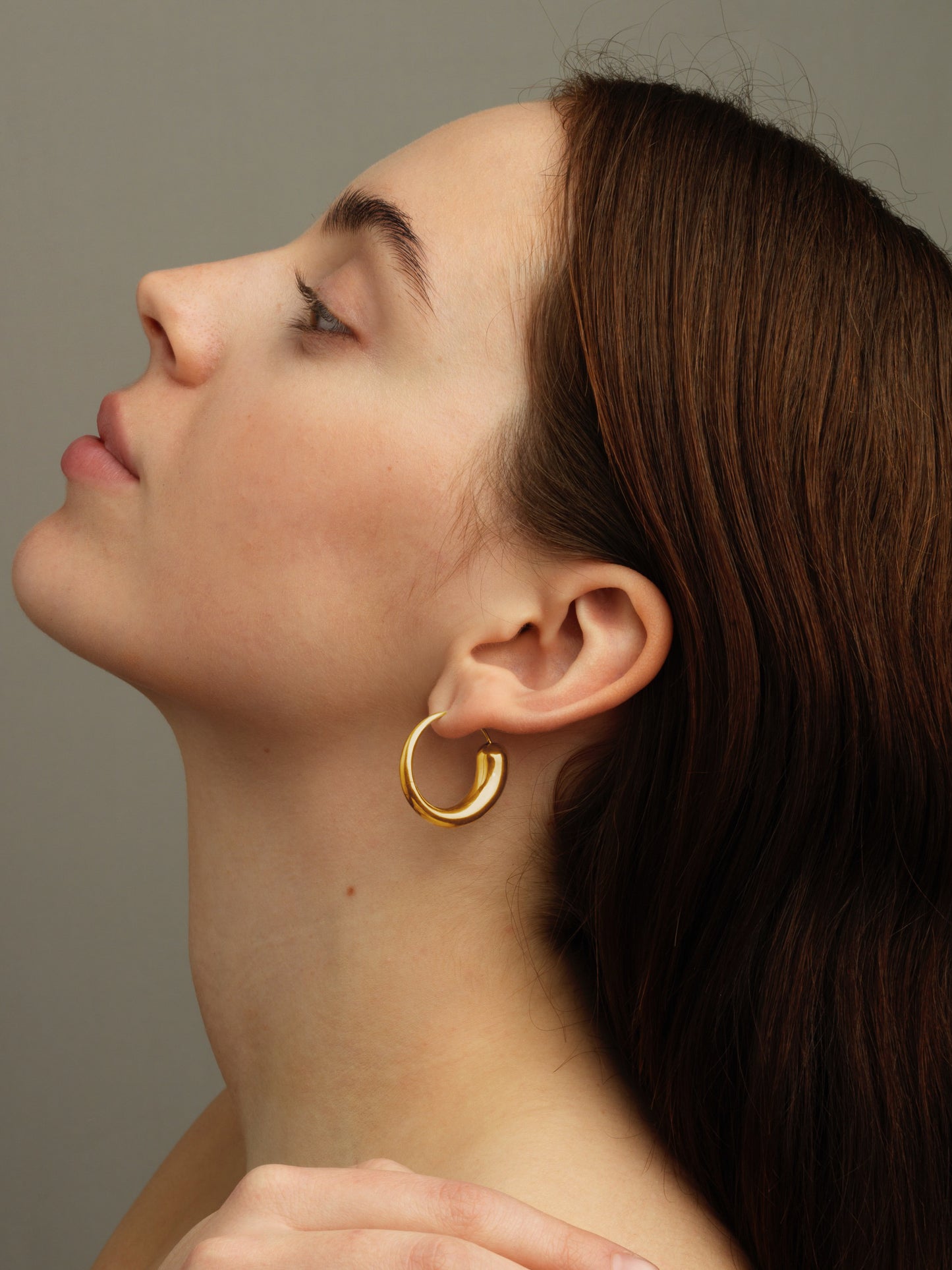 SARA ROBERTSSON | CLOSURE Hoop Earrings – Vermeil