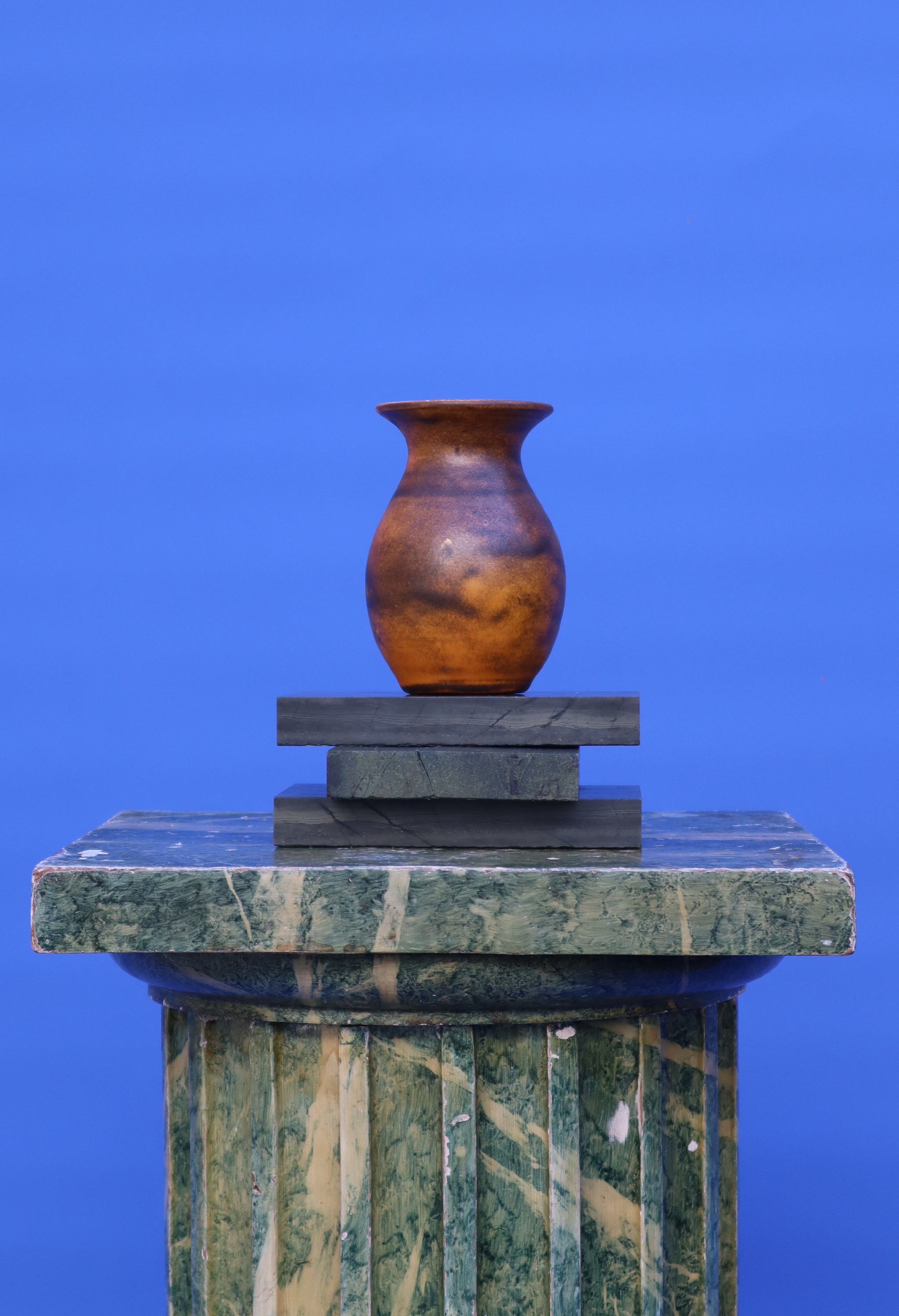 Dusk Noir Vase
