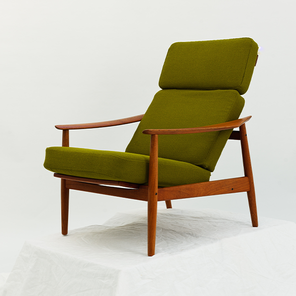 FD164 Lounge Chair
