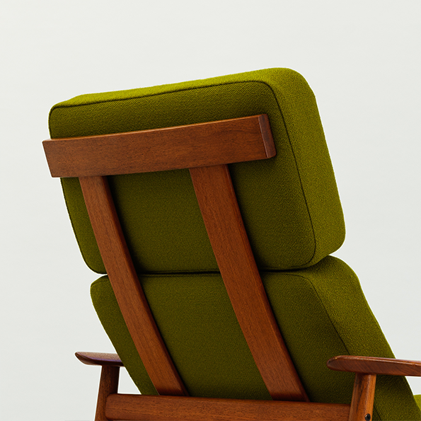 FD164 Lounge Chair