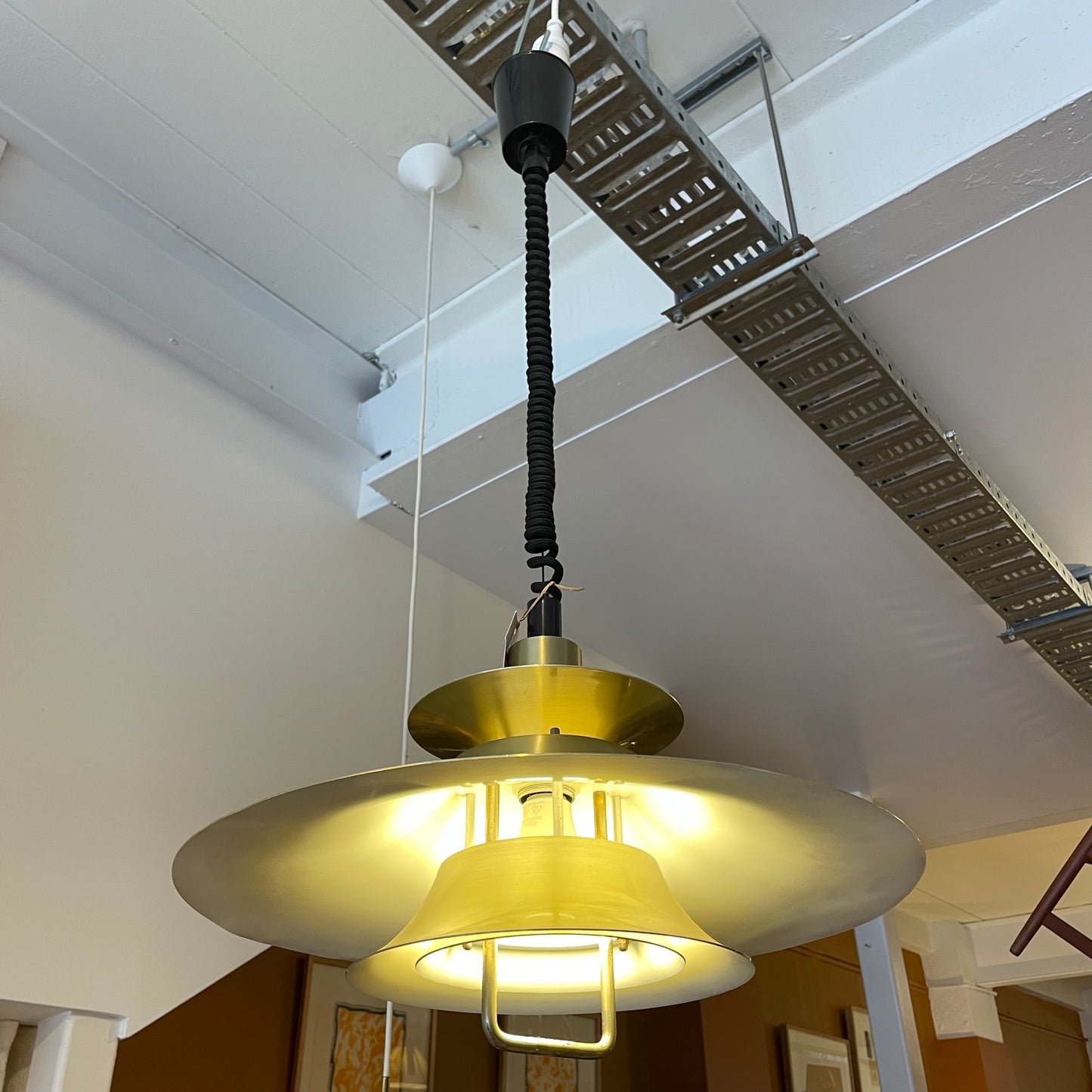 Model 1033-P Brass Pendant