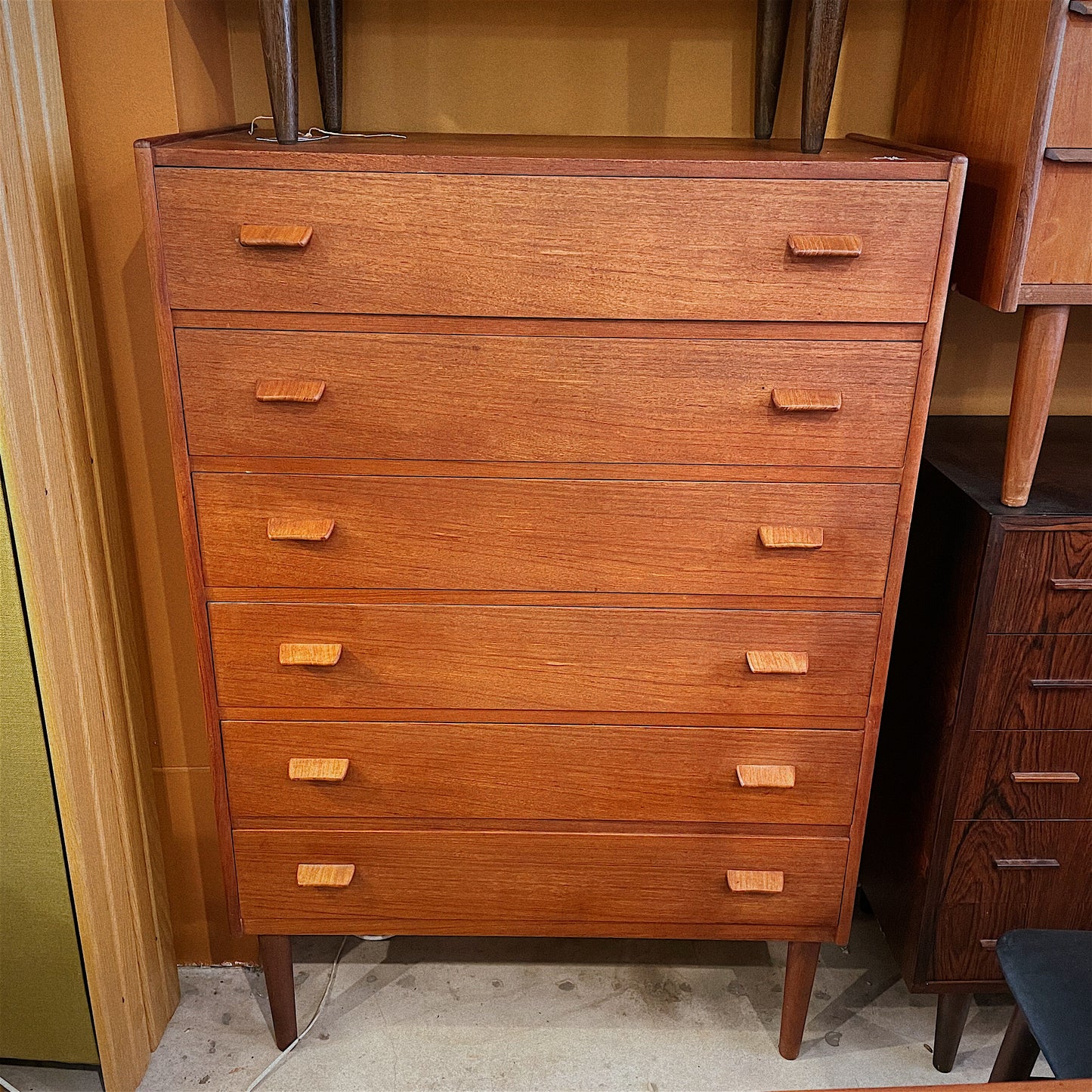 Tall Boy 6 Drawer Dresser| Paul Volther