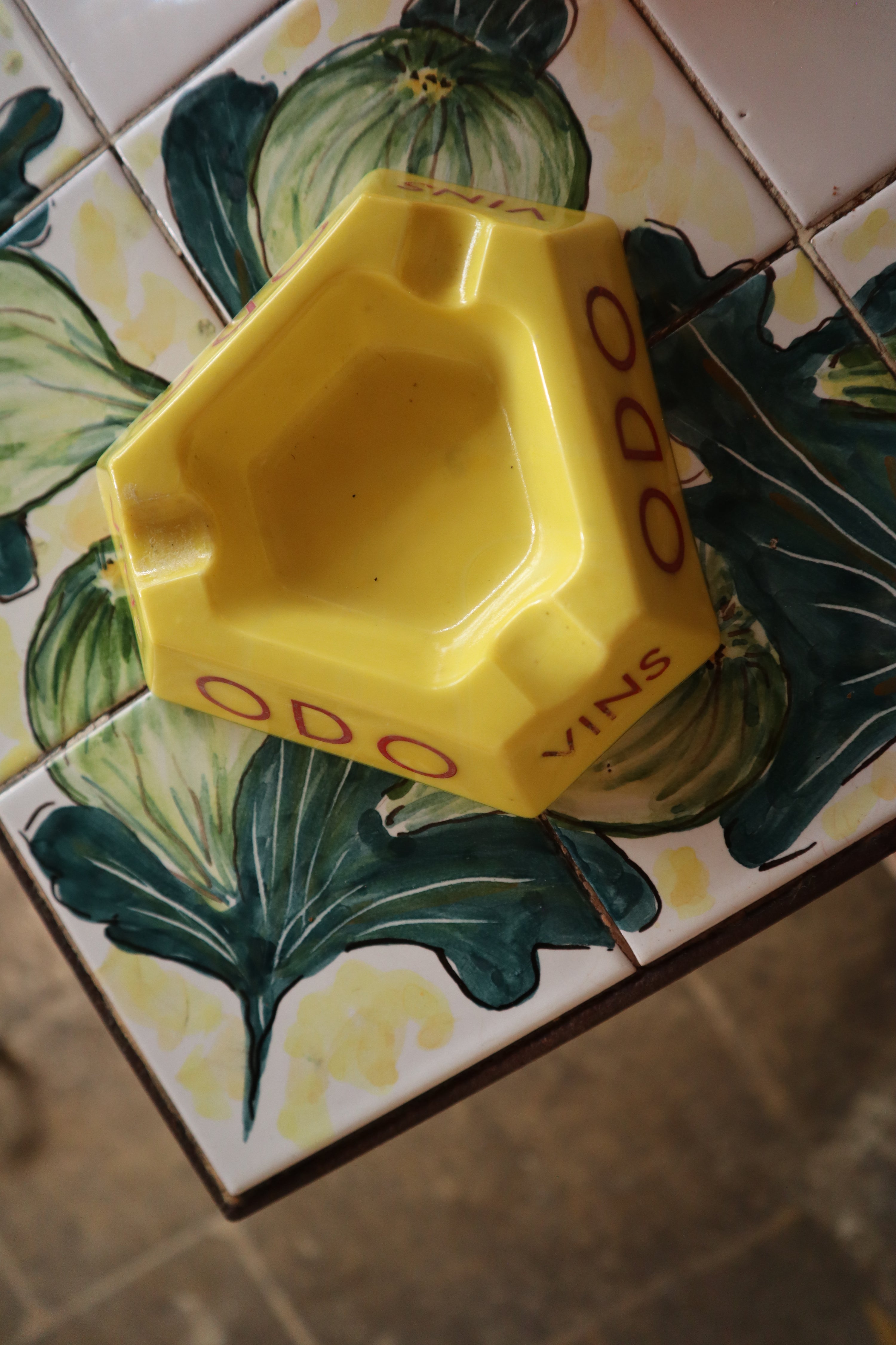 Odo Vins | Ashtray