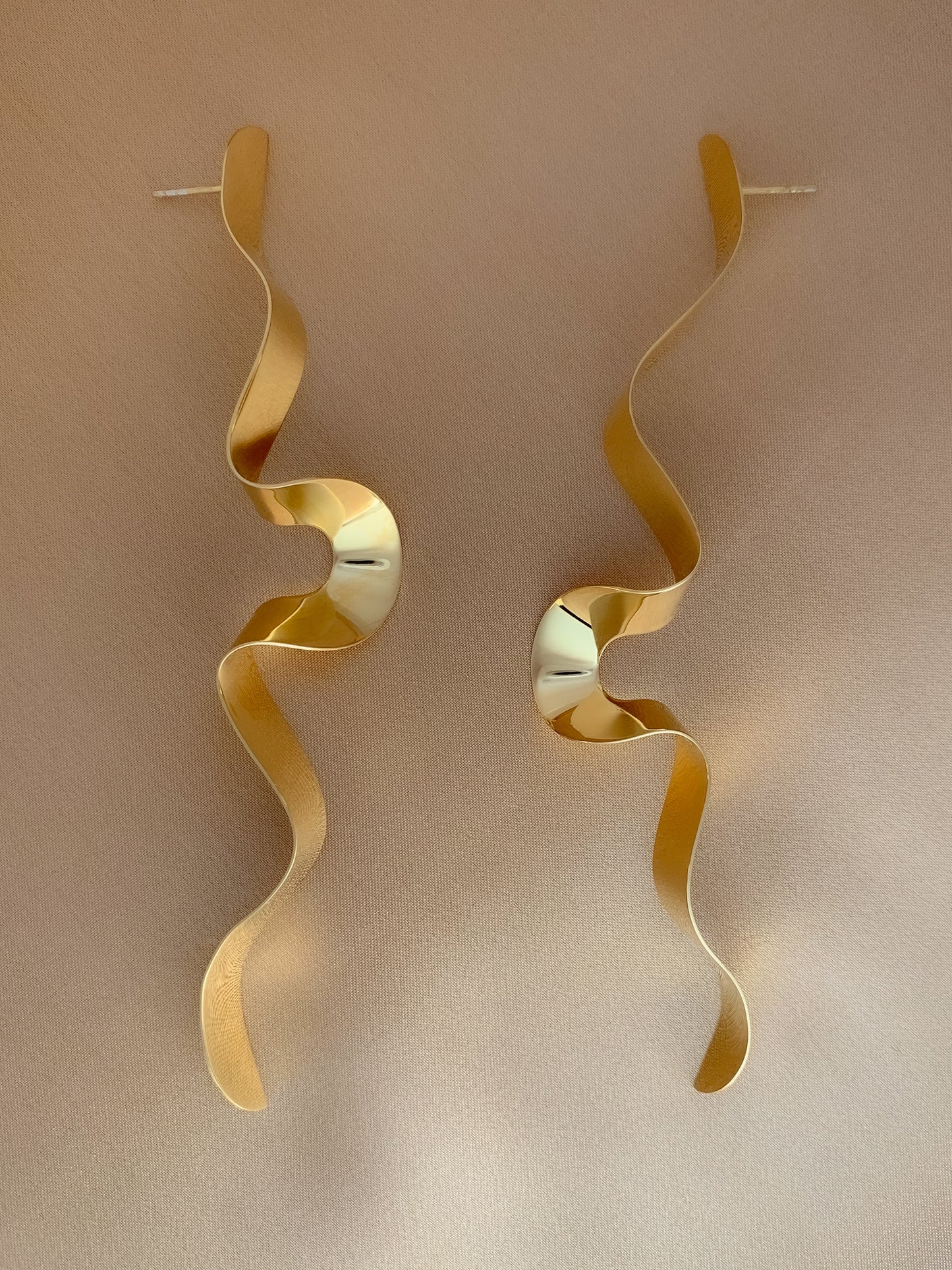 SARA ROBERTSSON | SERPENTINE Earrings – Vermeil