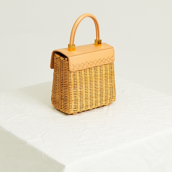 Classic Wicker and Leather Bag | Nude