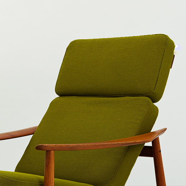 FD164 Lounge Chair