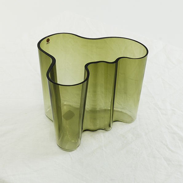 IITTALA| Aalto Vase | Moss Green